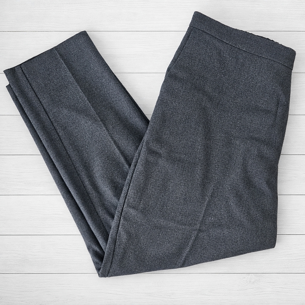 🌞 Gray Cropped Pants - Size large